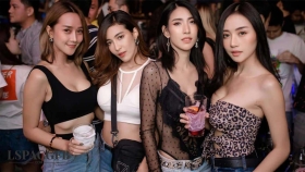 【欧美真人SLG/中文/动态】种马 TheStallion V0.12 汉化版 【PC+安卓/8G】