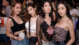 【欧美真人SLG/中文/双端】种马 TheStallion V0.10 汉化版 【PC+安卓/6G】